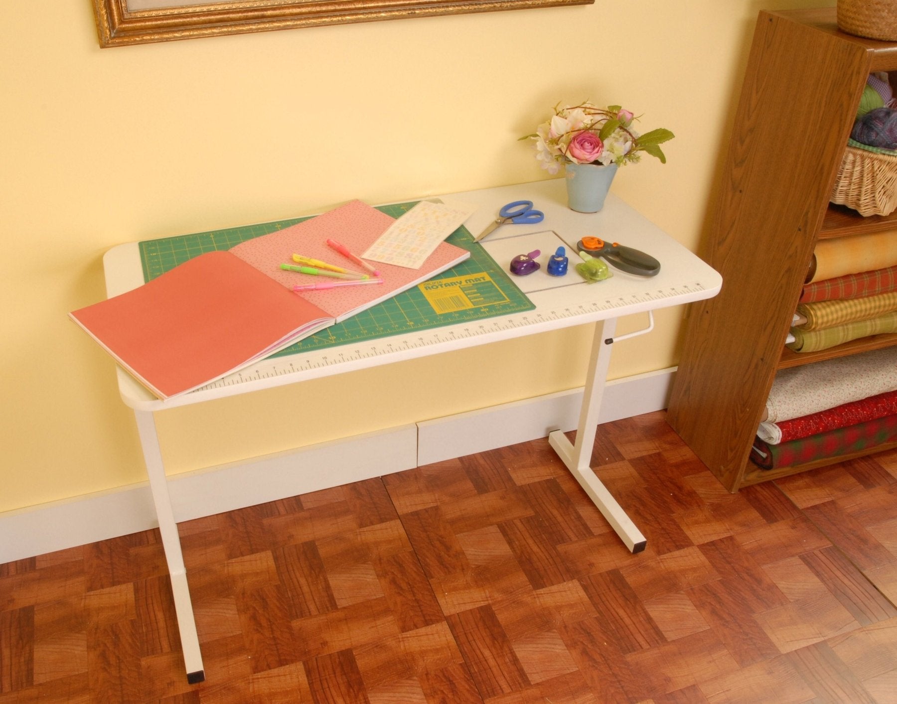 Arrow Gidget Sewing Table White