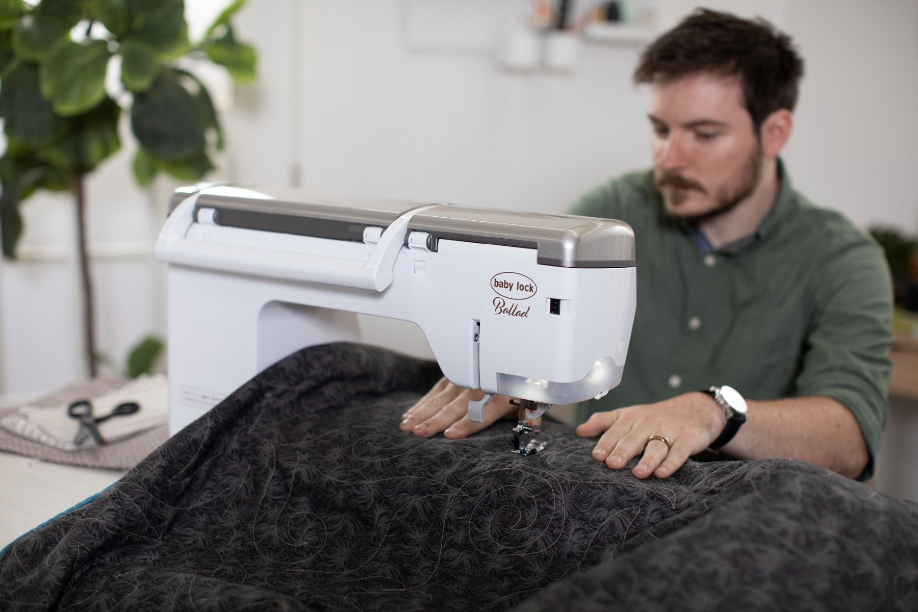 Baby Lock Ballad Sewing and Quilting Machine - with FREE Online Classes (BA-LOK60D)