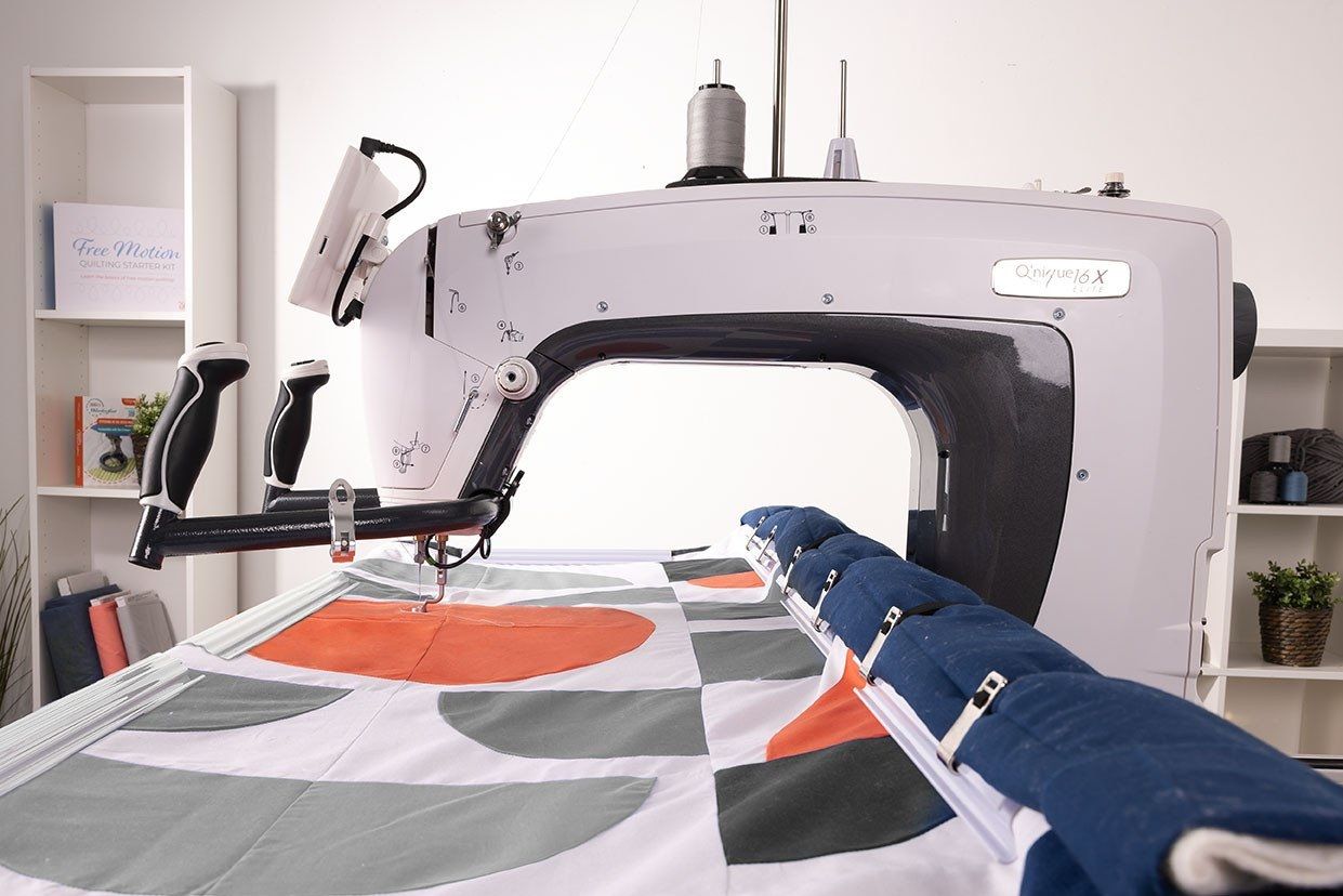 Grace Q'nique 16X Elite Longarm Quilting Machine