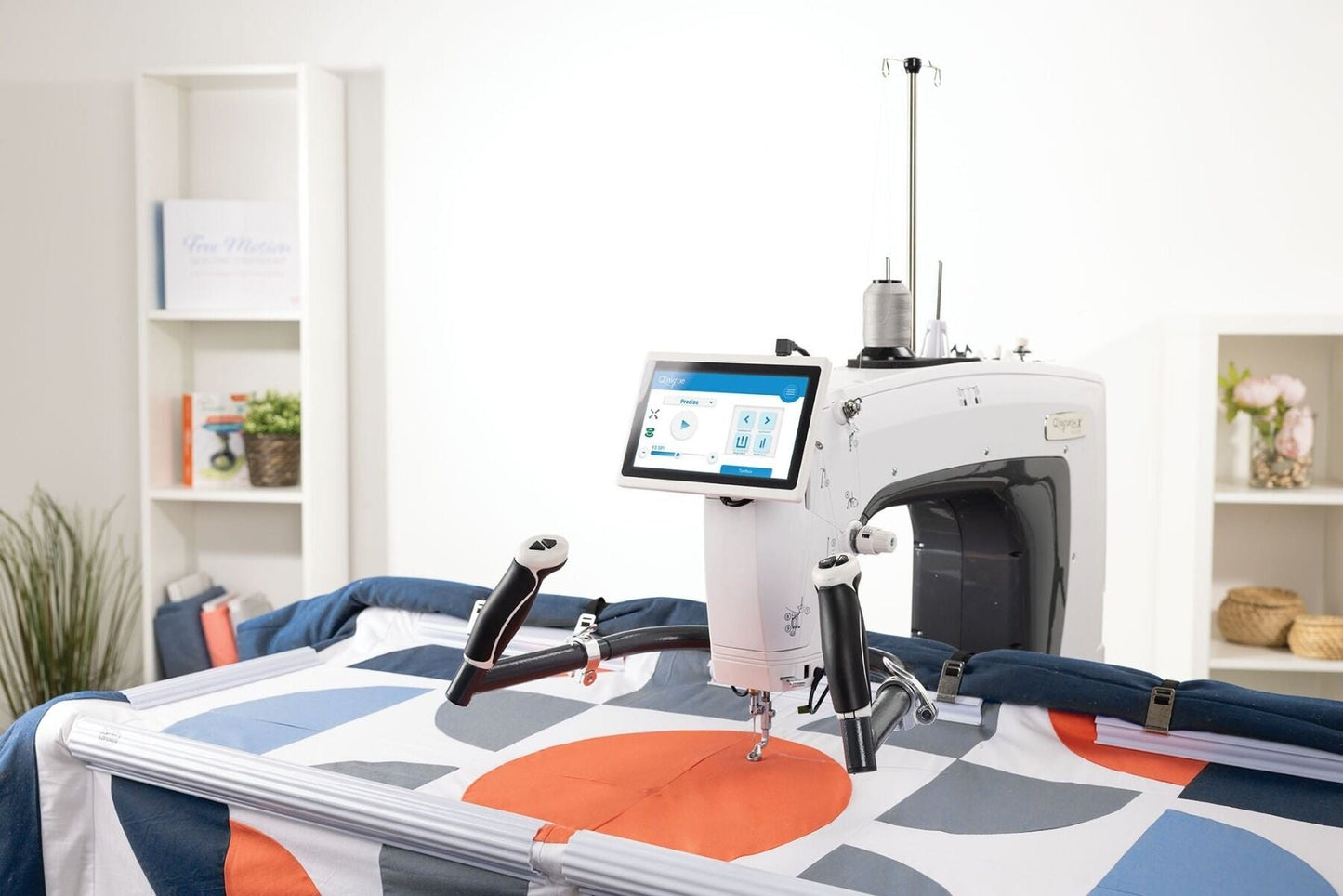 Grace Q'nique 16X Elite Longarm Quilting Machine - with FREE Gift