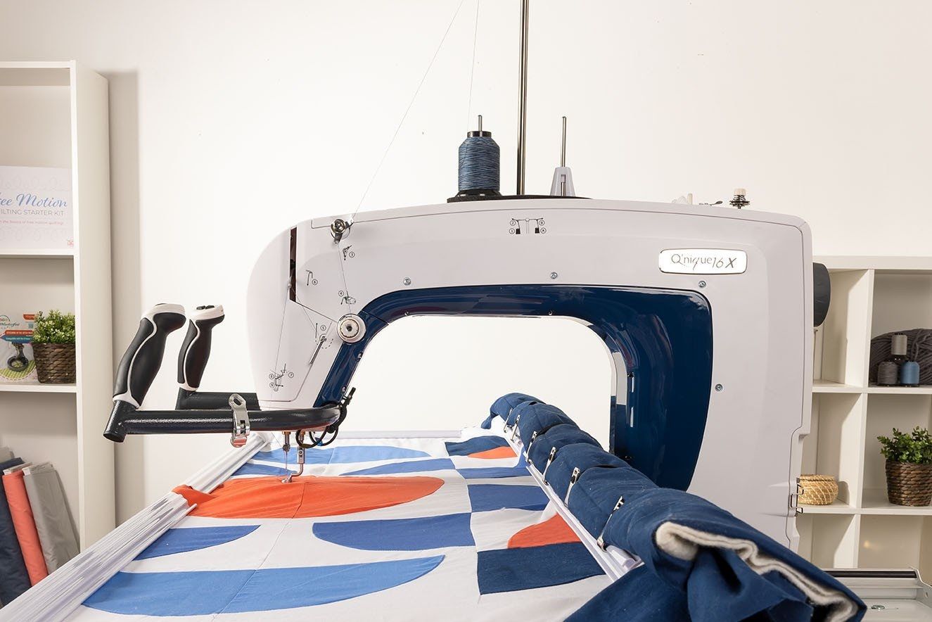 Grace Q'nique 16X Longarm Quilting Machine