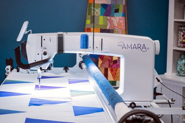 Handi Quilter Amara 20-inch Longarm Machine and Frame