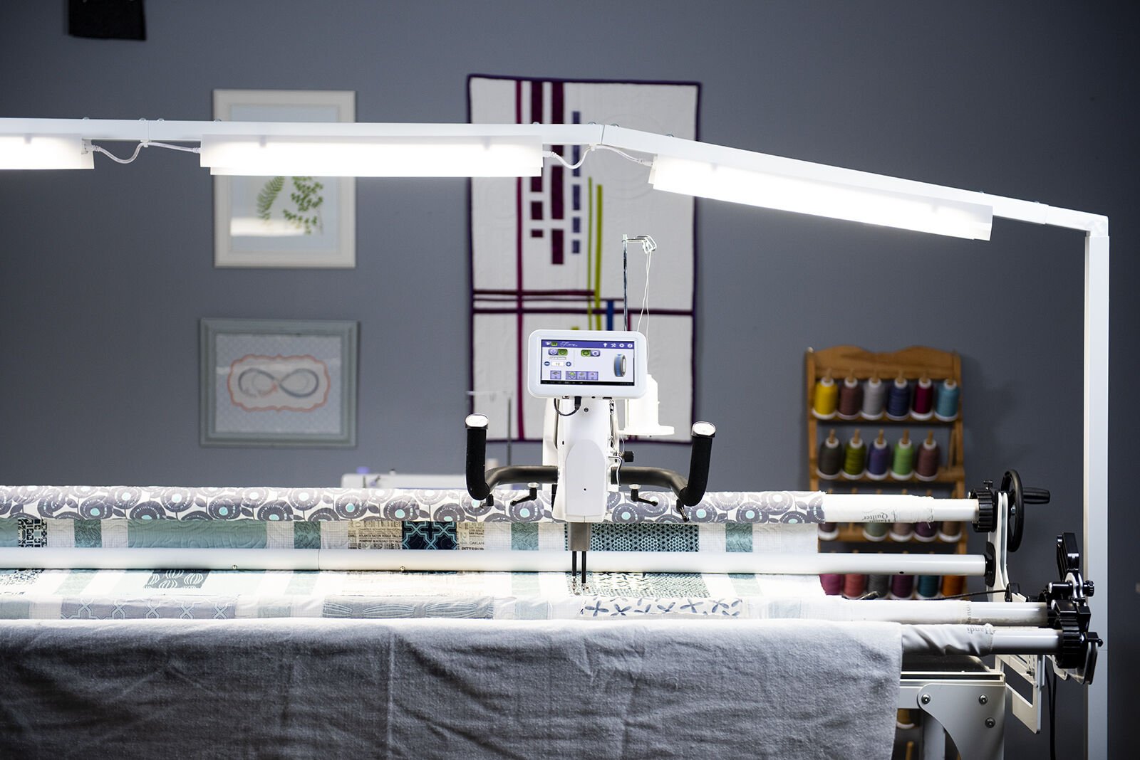 Handi Quilter HQ HighLight Longarm Lighting System