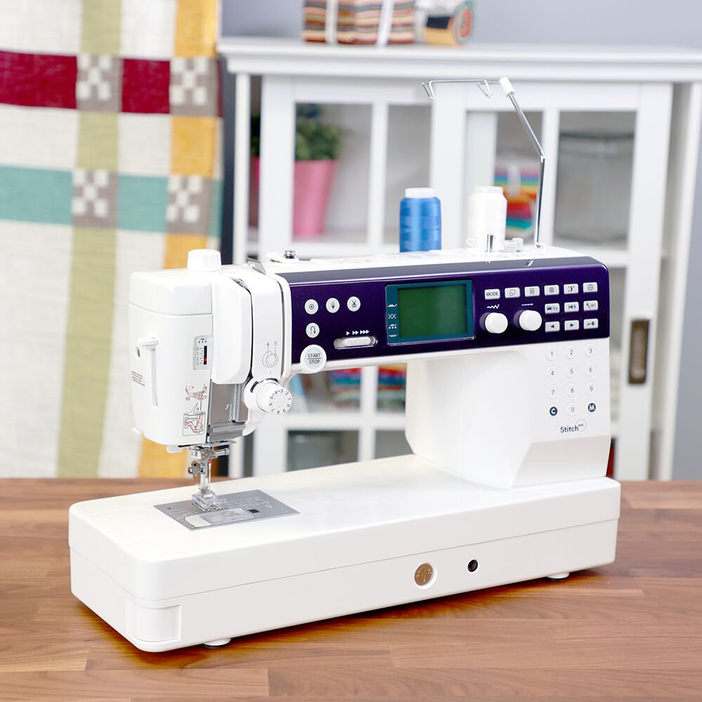 Handi Quilter HQ Stitch 610 Sewing Machine - Quality Sewing & Vacuum