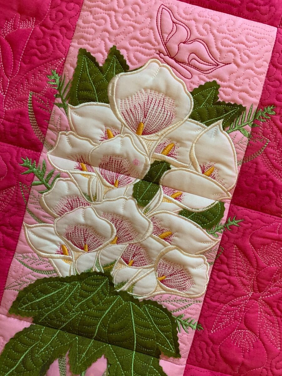 Calla Lily Wallhanging Design - CD - Quality Sewing & Vacuum