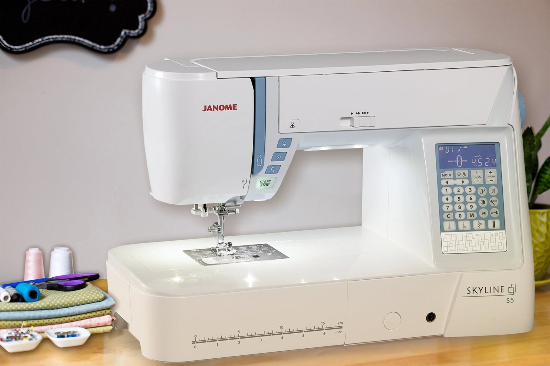 Janome Skyline S5 Sewing Machine