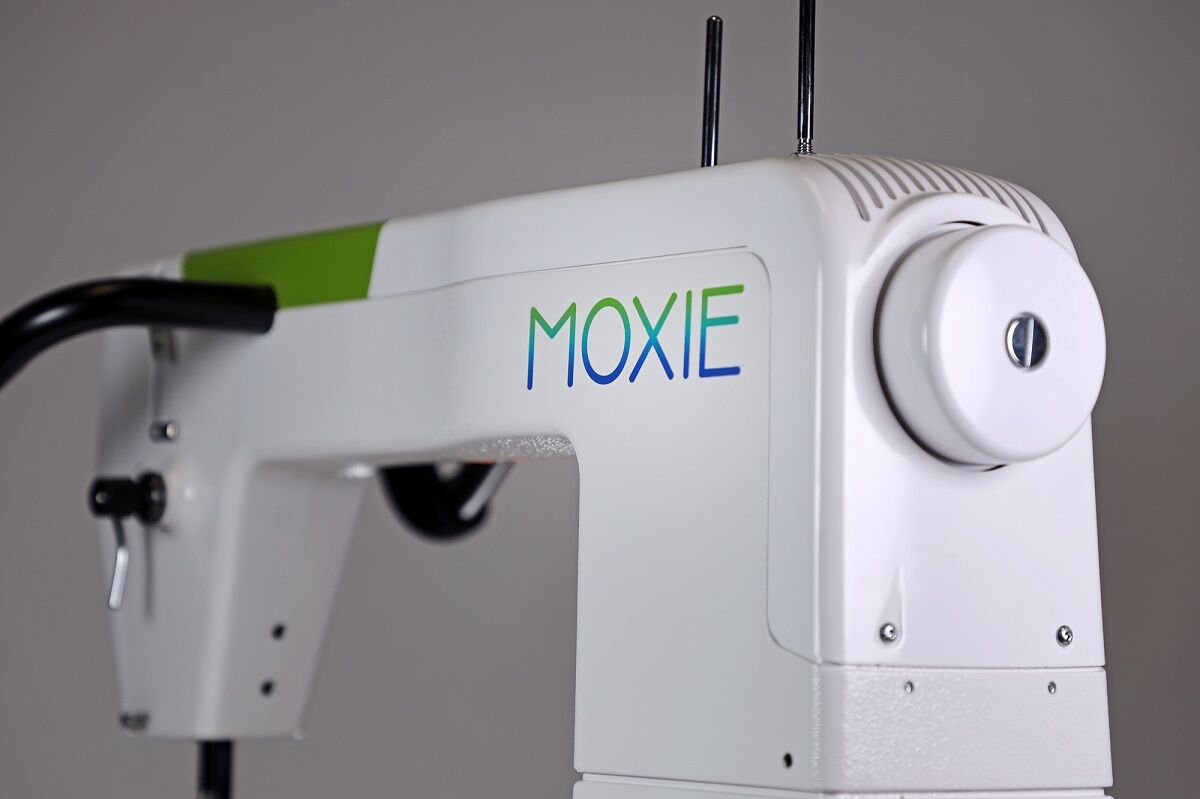 Moxie Quilting Machine