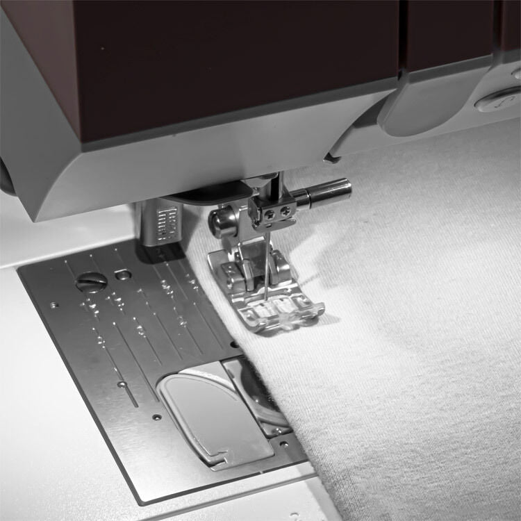 Pfaff Quilt Ambition 635 Sewing & Quilting Machine