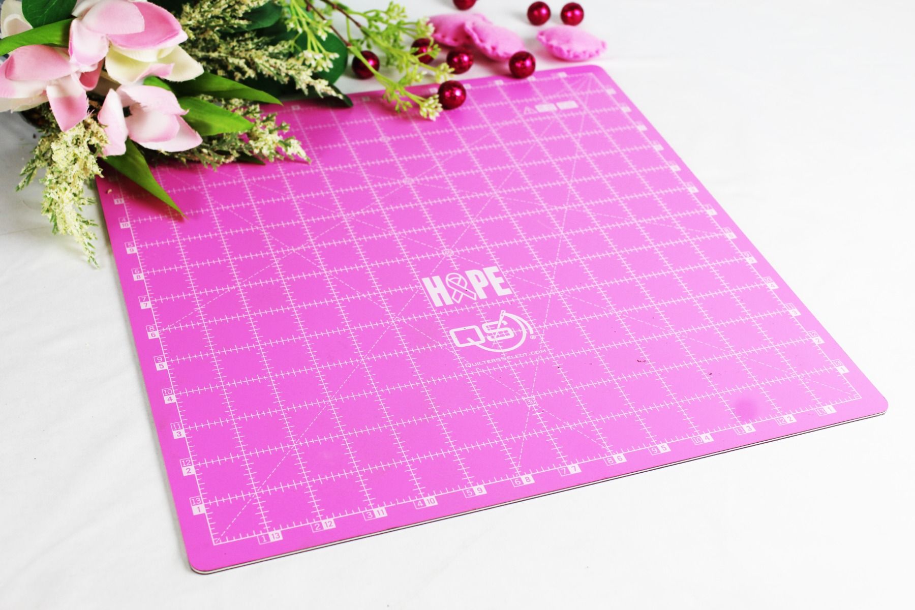 Quilters Select Hope Rotary Cutting Mat 14"x14" in Pink