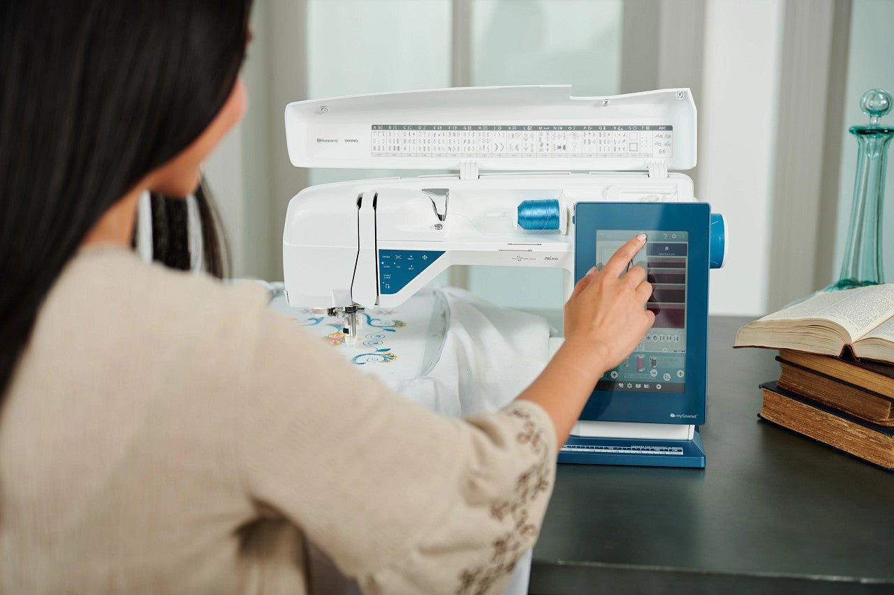 Viking Designer Sapphire 85 Sewing and Embroidery Machine - Quality Sewing & Vacuum