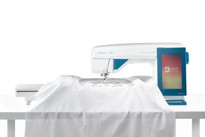 Viking Designer Sapphire 85 Sewing and Embroidery Machine - Quality Sewing & Vacuum