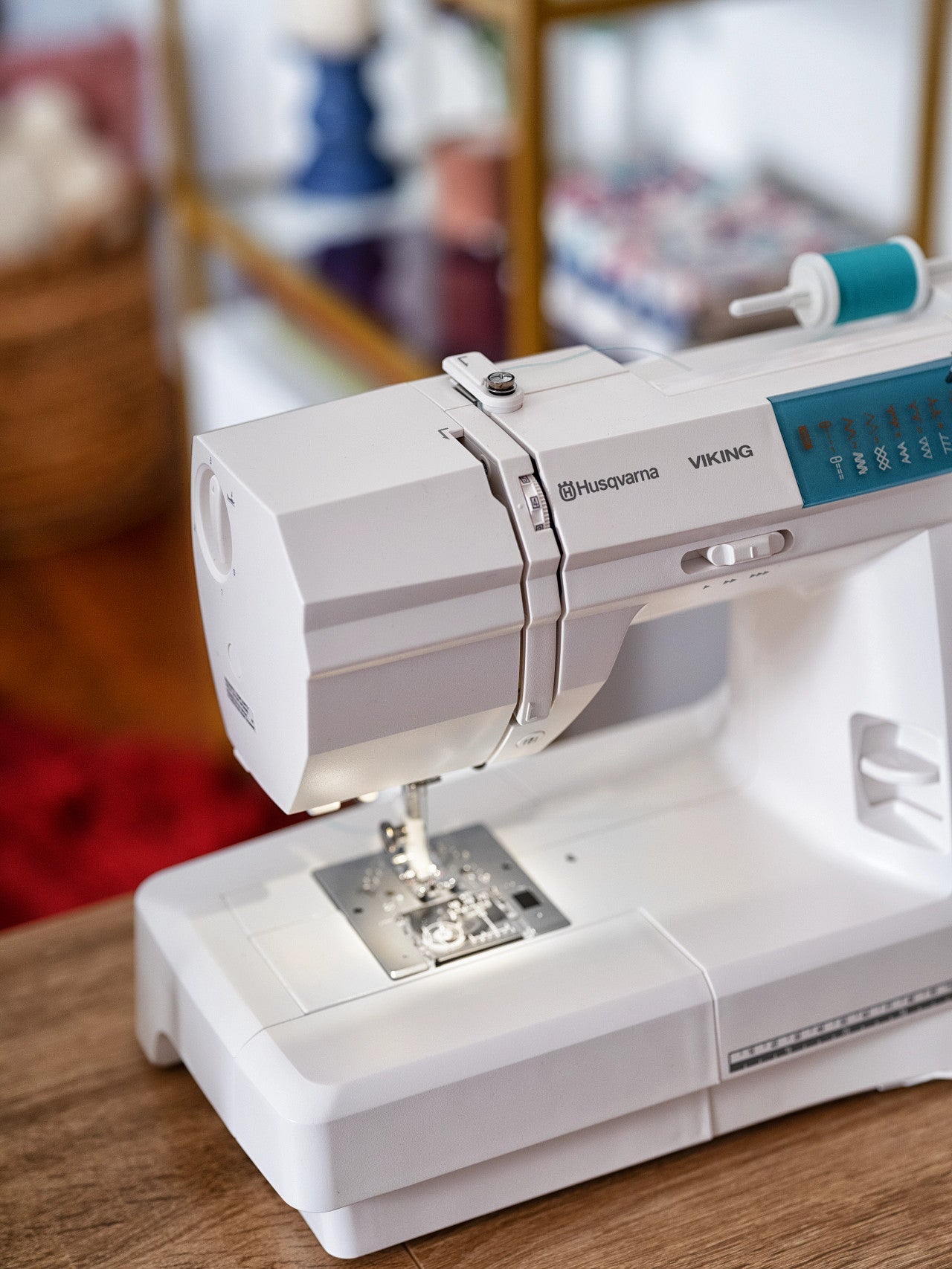 Viking Emerald 118 Sewing Machine